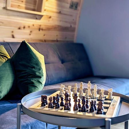 Odli Glamping - Deri Apartment Welshpool Luaran gambar